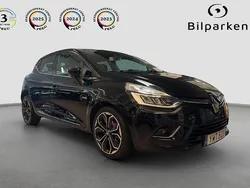 Svart Begagnad 2018 Renault Clio IV Intens Halvkombi | 99 990 kr (Lite dyr)