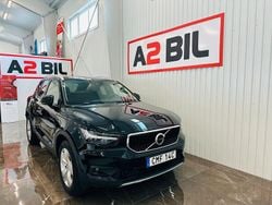 Svart Begagnad 2020 Volvo XC40 Momentum SUV | 299 900 kr (Marknadspris)