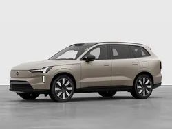 Ljusbrun (brun) Begagnad 2025 Volvo EX90 Performance SUV | 1 079 900 kr (Marknadspris)