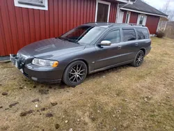 Grå Begagnad 2006 Volvo V70 Dynamic Kombi | 20 000 kr (Marknadspris)