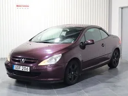 Mörkröd Begagnad 2003 Peugeot 307 CC Cab | 20 000 kr (Bra pris)