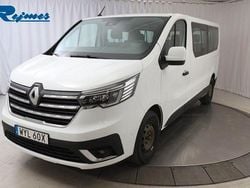 Vit Begagnad 2022 Renault Trafic Van | 319 800 kr (Dyr)