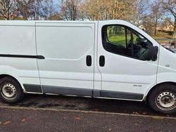 Vit Begagnad 2009 Nissan Primastar Minibuss | 45 500 kr (Bra pris)