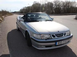 Grå Begagnad 2000 Saab 9-3 Cabriolet Cab | 69 000 kr (Marknadspris)