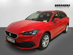 Röd Begagnad 2023 Seat Leon Kombi | 229 900 kr (Marknadspris)