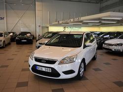 Vit Begagnad 2010 Ford Focus Halvkombi | 59 900 kr