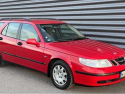 Röd Begagnad 2005 Saab 9-5 Linear Kombi | 29 900 kr (Marknadspris)