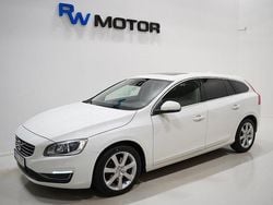 Vit Begagnad 2015 Volvo V60 Momentum Kombi | 104 900 kr (Bra pris)
