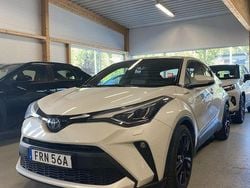 Vit Begagnad 2019 Toyota C-HR Edition SUV | 204 900 kr (Marknadspris)