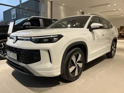 Vit (pure white) Ny 2025 VW Tayron Life SUV | 584 100 kr (Marknadspris)