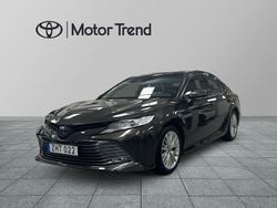 Mörkbrun (brun) Begagnad 2019 Toyota Camry Hybrid Executive Sedan | 259 900 kr (Marknadspris)
