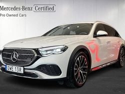 Vit Begagnad 2024 Mercedes E300 Avantgarde Kombi | 772 400 kr