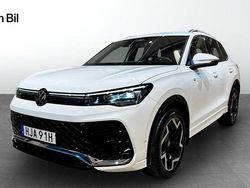 Vit Begagnad 2025 VW Tiguan R-line SUV | 489 900 kr (Lite dyr)