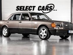 Ljusbrun Begagnad 1988 Mercedes 560 Sedan | 229 900 kr