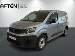 Grå Begagnad 2023 Peugeot E-Partner Minibuss | 331 125 kr (Bra pris)