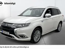 Vit Begagnad 2019 Mitsubishi Outlander P-HEV SUV | 218 800 kr (Marknadspris)