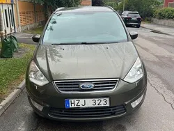 Grön Begagnad 2011 Ford Galaxy Trend Minibuss | 50 000 kr