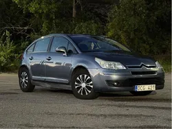 Grå Begagnad 2007 Citroën C4 Halvkombi | 15 500 kr (Marknadspris)