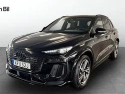 Svart (mytsvart metallic) Ny 2025 Audi Q6 e-tron Comfort SUV | 1 000 100 kr (Lite dyr)
