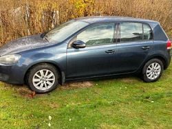 Grå Begagnad 2011 VW Golf VI Halvkombi | 50 000 kr (Bra pris)