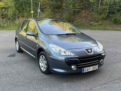 Grå Begagnad 2007 Peugeot 307 Halvkombi | 19 900 kr (Marknadspris)