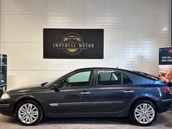 Mörkgrå (grå) Begagnad 2006 Renault Laguna II Halvkombi | 31 900 kr