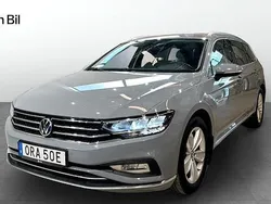 Grå Begagnad 2023 VW Passat Elegance Kombi | 354 900 kr (Bra pris)