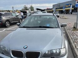 Grå Begagnad 2005 BMW 318 Kombi | 20 000 kr