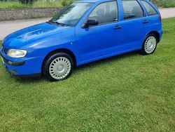 Blå Begagnad 2001 Seat Ibiza Halvkombi | 17 900 kr