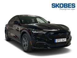 Svart Begagnad 2021 Ford Mustang Mach-E Standard Range SUV | 439 500 kr