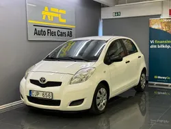 Vit Begagnad 2010 Toyota Yaris Halvkombi | 39 900 kr (Marknadspris)