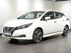 Vit Begagnad 2021 Nissan Leaf Acenta Halvkombi | 199 900 kr (Marknadspris)
