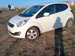 Vit Begagnad 2013 Kia Venga Comfort Halvkombi | 44 900 kr (Bra pris)