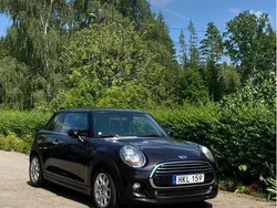 Brun Begagnad 2015 Mini Cooper Pepper Halvkombi | 114 900 kr