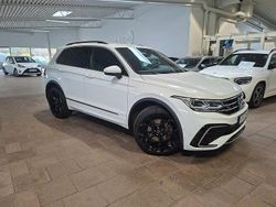 Vit Begagnad 2021 VW Tiguan R-line SUV | 268 000 kr (Marknadspris)