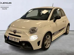 Vit Begagnad 2017 Abarth 595 Halvkombi | 124 000 kr (Marknadspris)