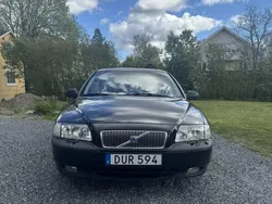 Svart Begagnad 2000 Volvo S80 Sedan | 20 000 kr (Dyr)