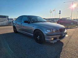 Ljusgrå Begagnad 2004 BMW 320 M Sport Sedan | 69 200 kr
