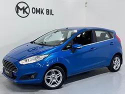 Blå Begagnad 2013 Ford Fiesta Titanium Halvkombi | 84 900 kr (Marknadspris)
