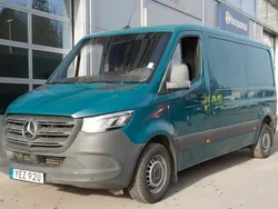 Grön Begagnad 2020 Mercedes Sprinter Van | 219 900 kr