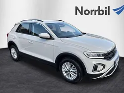 Grå Begagnad 2022 VW T-Roc Life SUV | 269 900 kr (Bra pris)