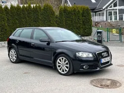 Svart Begagnad 2011 Audi A3 Sportback S-Line Halvkombi | 77 900 kr (Marknadspris)