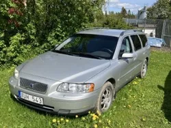 Grå Begagnad 2006 Volvo V70 Kombi | 30 000 kr (Lite dyr)