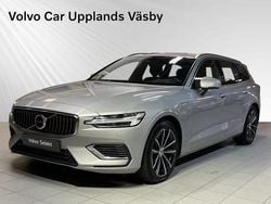 Silver Begagnad 2023 Volvo V60 Plus Kombi | 379 900 kr (Marknadspris)