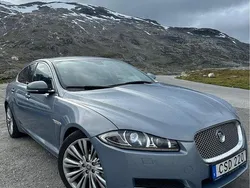 Blå Begagnad 2013 Jaguar XF S Sedan | 129 000 kr (Lite dyr)