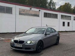 Grå Begagnad 2007 BMW 325 Sportkupé | 69 000 kr (Bra pris)