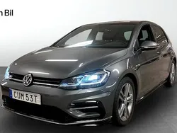Mörkgrå (indium grey metallic) Begagnad 2020 VW Golf VII Highline Sedan | 199 900 kr (Marknadspris)
