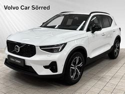 Vit Begagnad 2024 Volvo XC40 Plus SUV | 409 900 kr (Lite dyr)