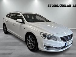 Vit Begagnad 2014 Volvo V60 Ocean Race Kombi | 184 000 kr (Lite dyr)