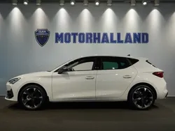 Vit Begagnad 2023 Cupra Leon Halvkombi | 339 900 kr (Dyr)